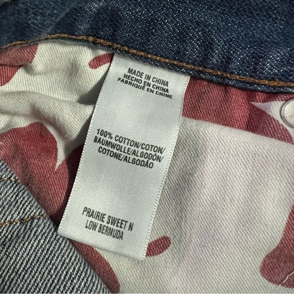 Lucky Brand Sweet 'N Low Denim Bermuda Shorts 5-Pocket Style Women's Sz 6/28 - Picture 3 of 7